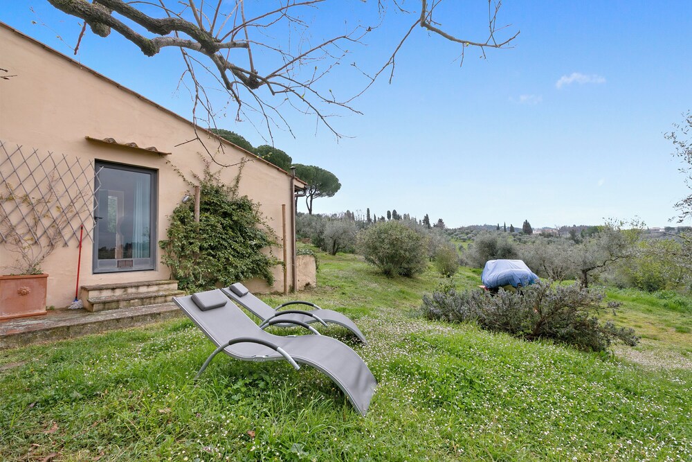 Relaxing Tuscan Country Near Florence