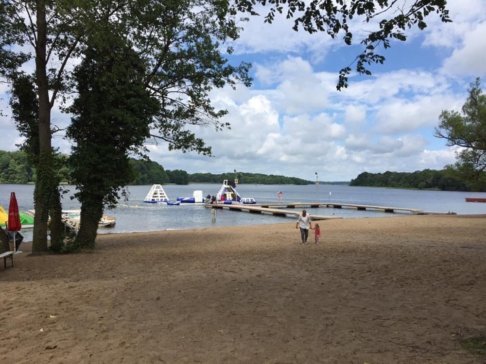 Holiday Homes With a Lake View