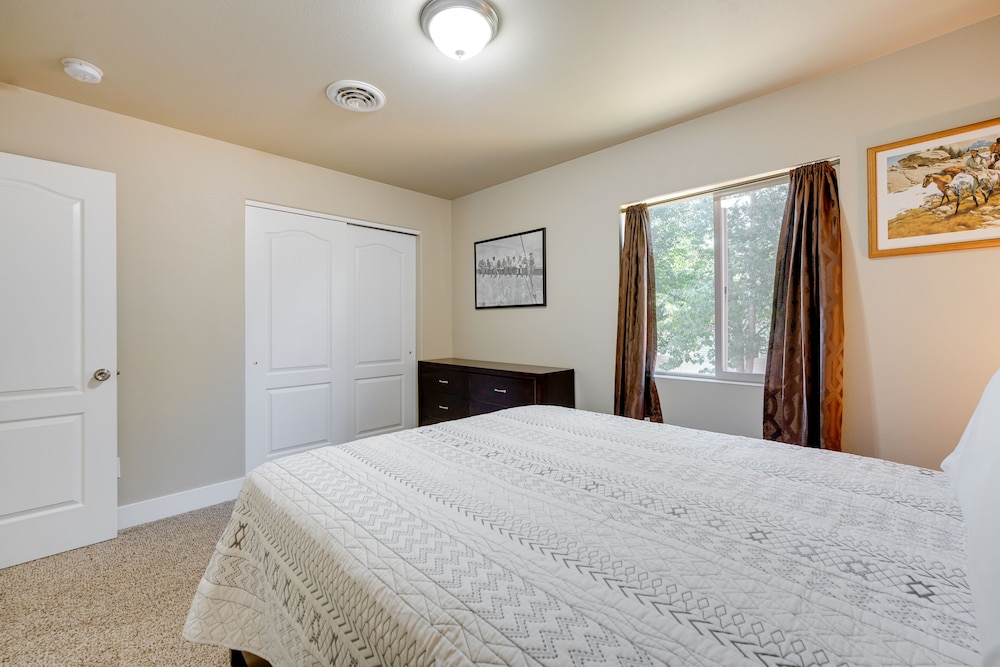 Laramie Vacation Rental ~ 4 Mi to Downtown! view 3