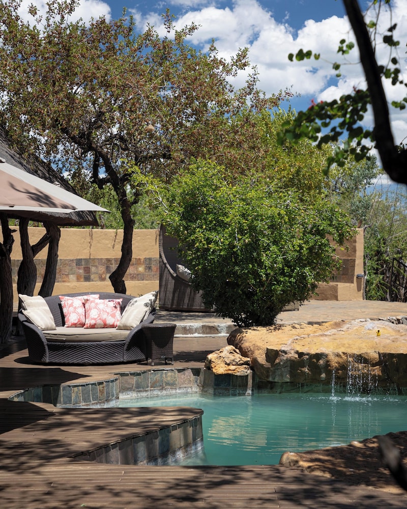 Rhulani Safari Lodge