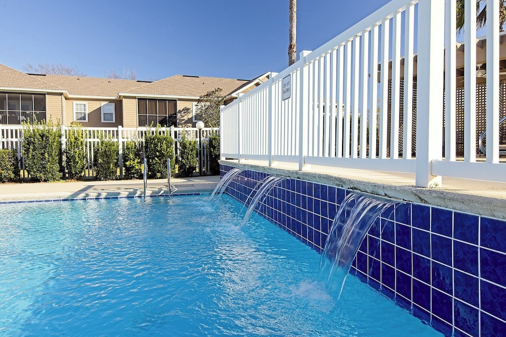 Park Avenue 214 by Southern Vacation Rentals