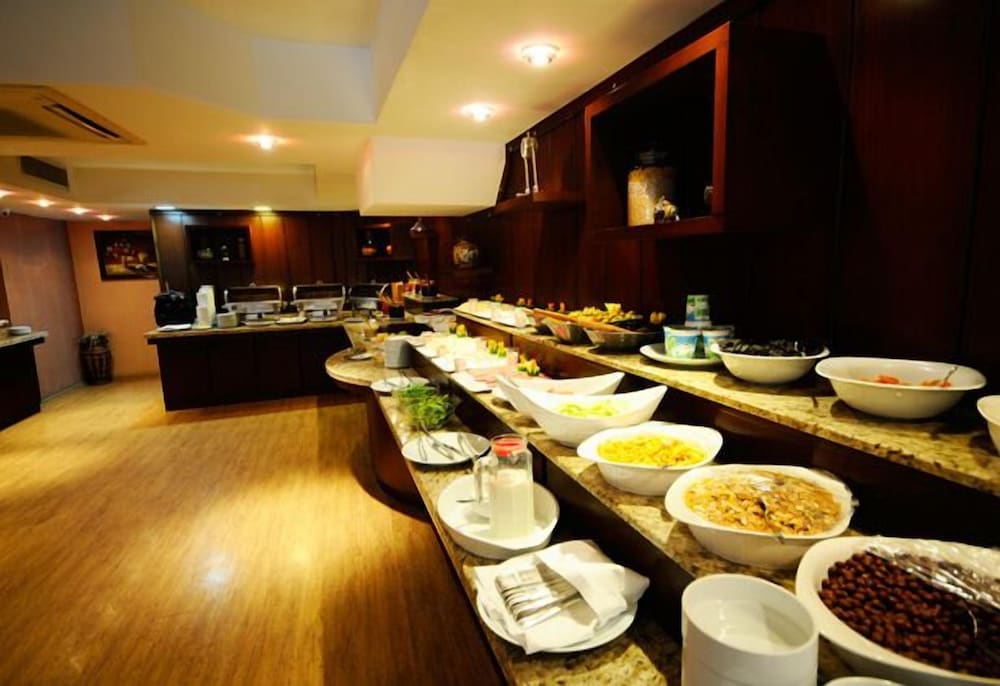 Cukurova Park Otel - Image 7