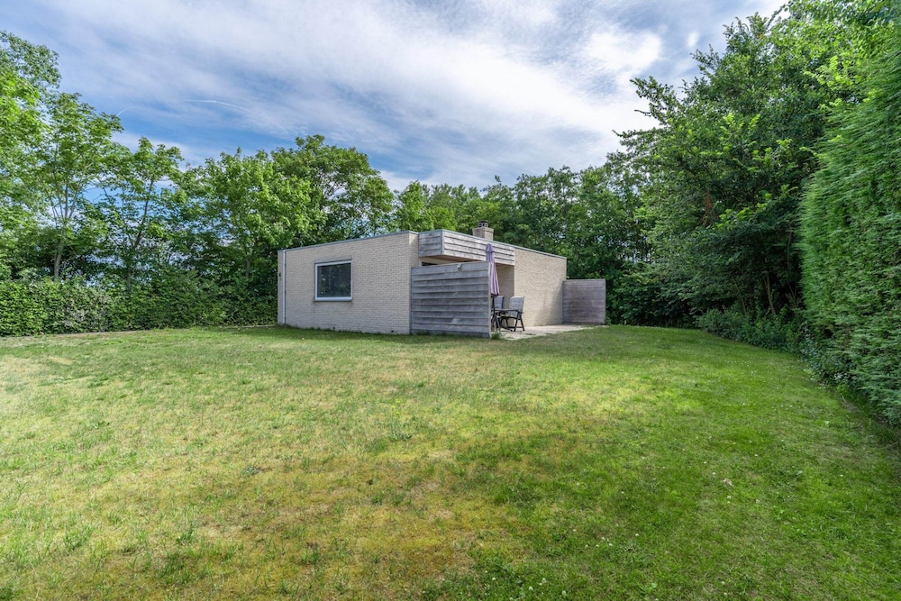 Charming Detached Bungalow for 4 People