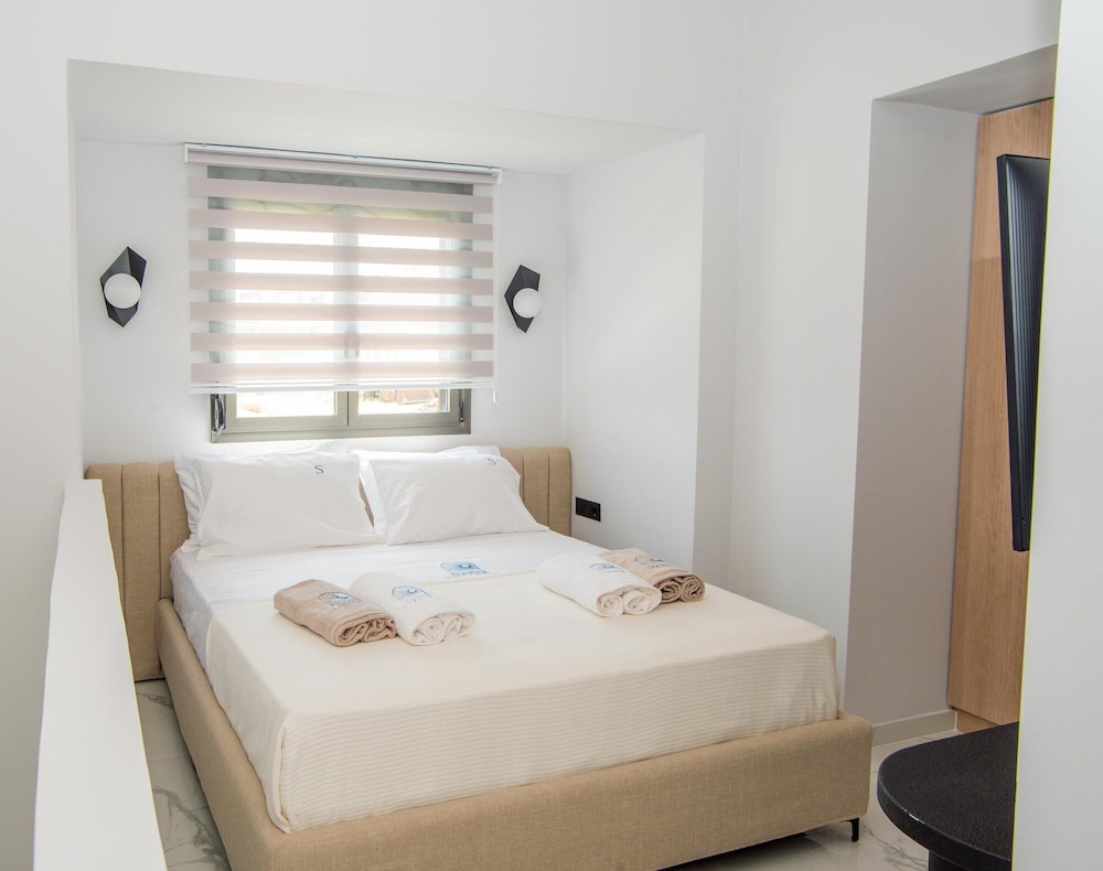 Sunrise Villas Collection