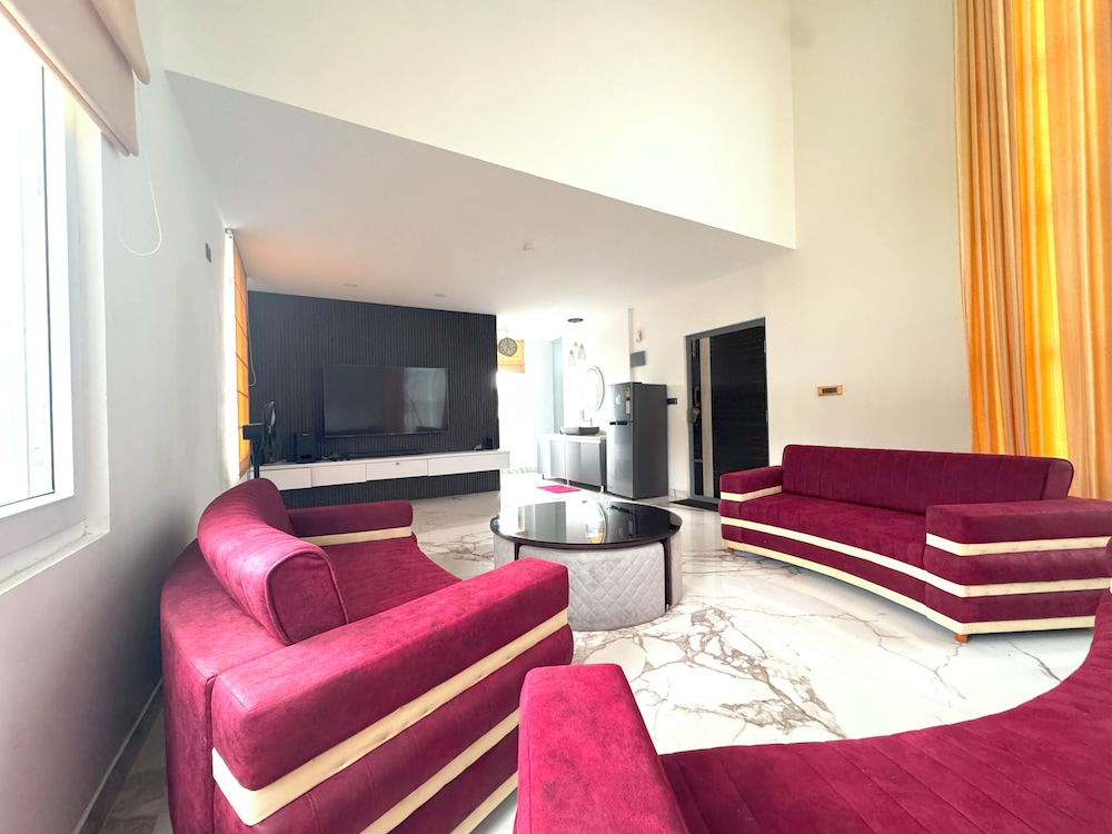 Juleo Hospitality LLP
