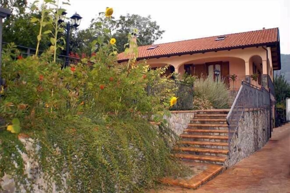 Il Frescale Country House