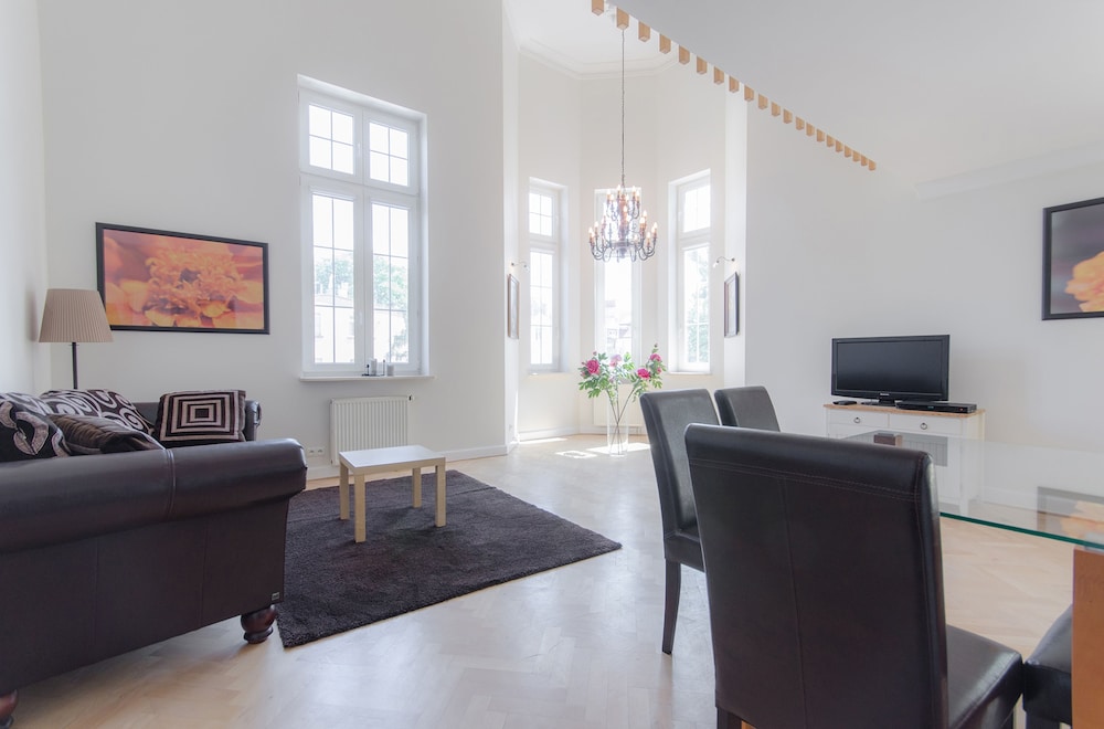 Dom & House - Apartments Monte Cassino