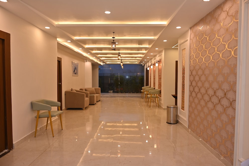 EcoXpress Satva Varanasi - 5 km from Kashi Vishwanath Temple, Varanasi