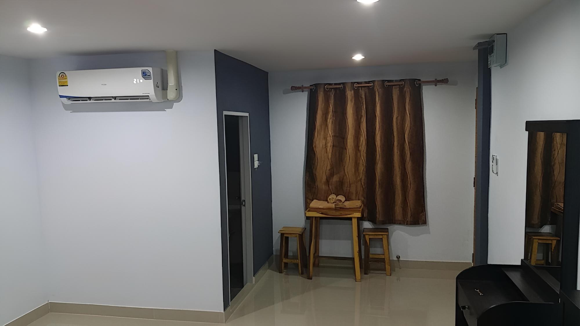 9G Room