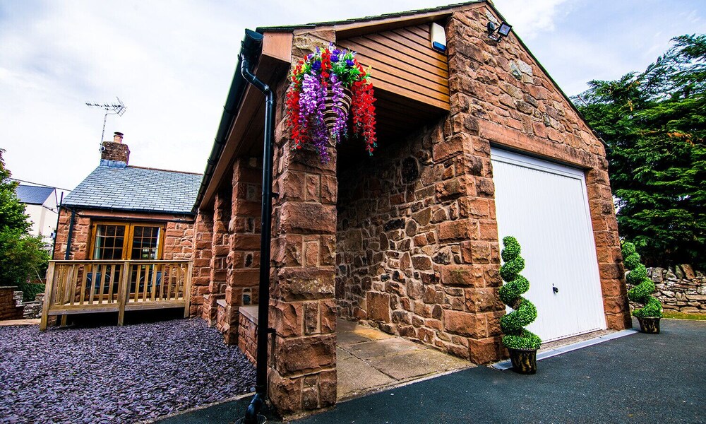 Simcas House