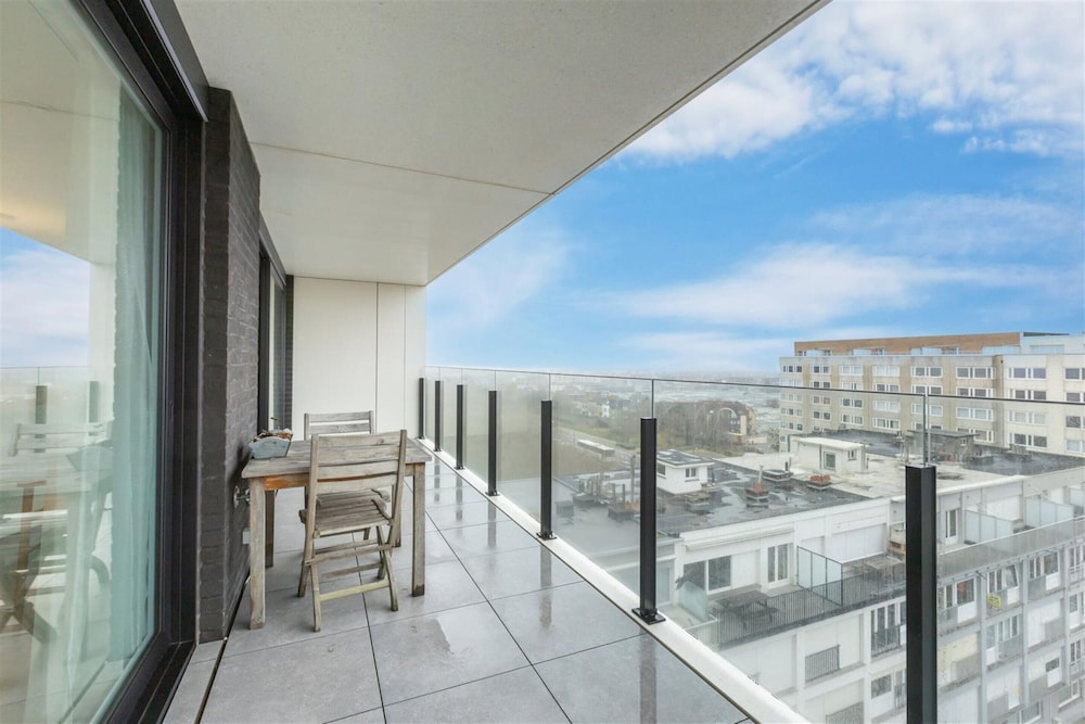 Spacious New-build Apartment With Large Terrace