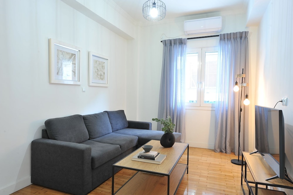 Alter Ego Apartments