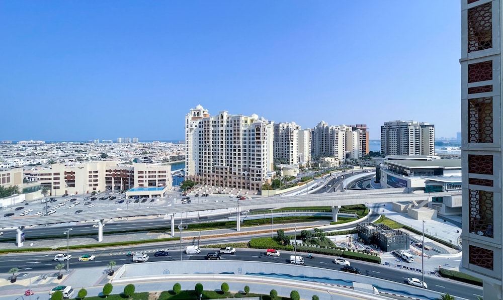 Marina Residence - 1108