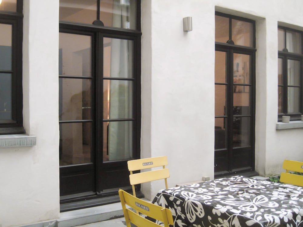 Traditional Modern Apartments