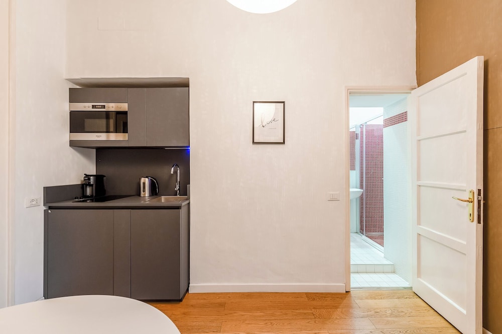 Bramante Luxury Apartments by InnStay