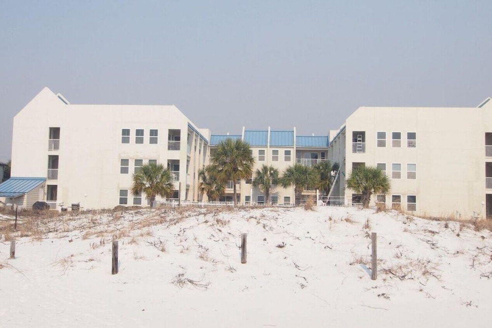 Blue Suede Shoes - 2 Br Condo