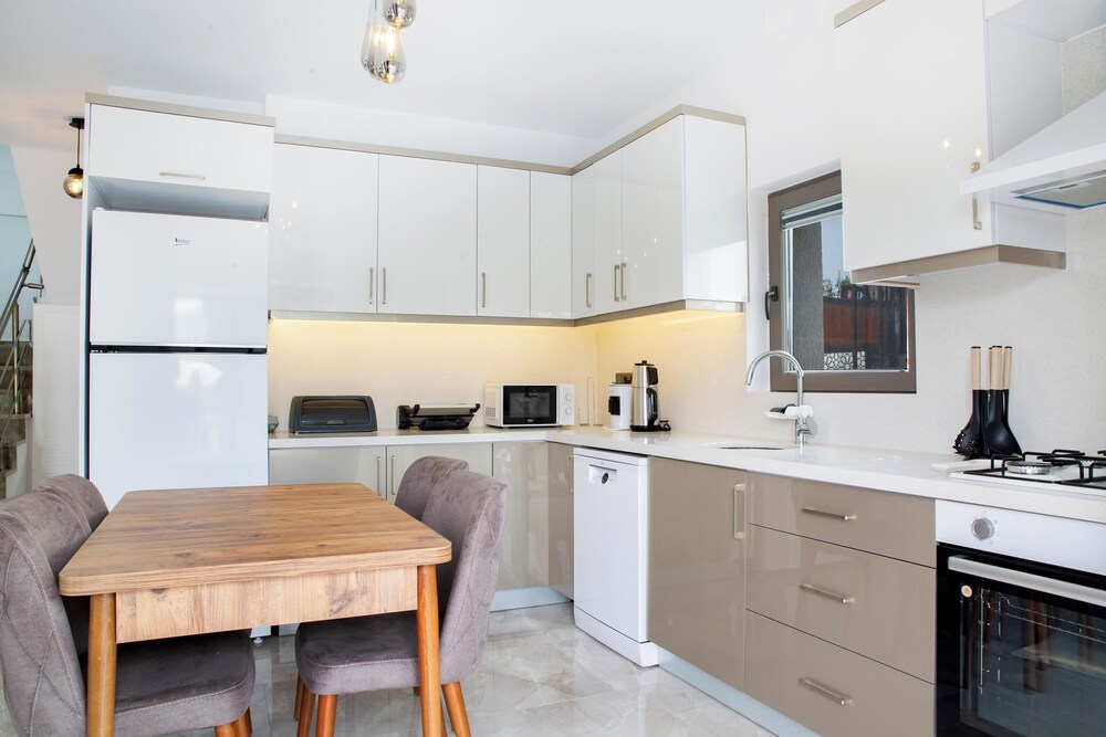 İmportantTravel BD4108 2Bedroomed Villa