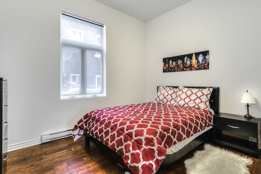 St Laurent Apartments