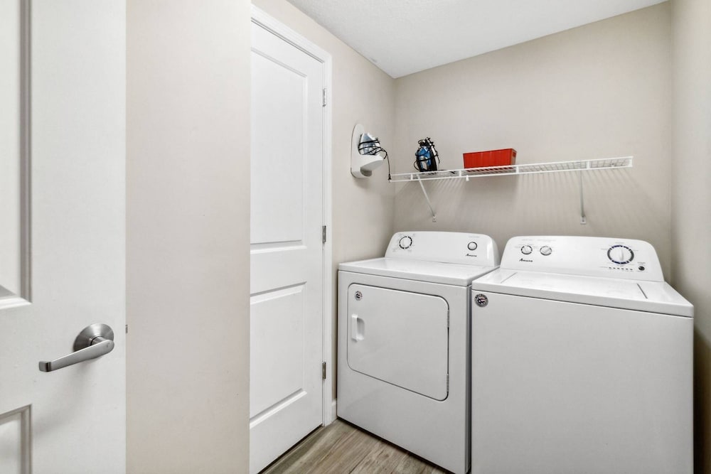 Grandview East 903