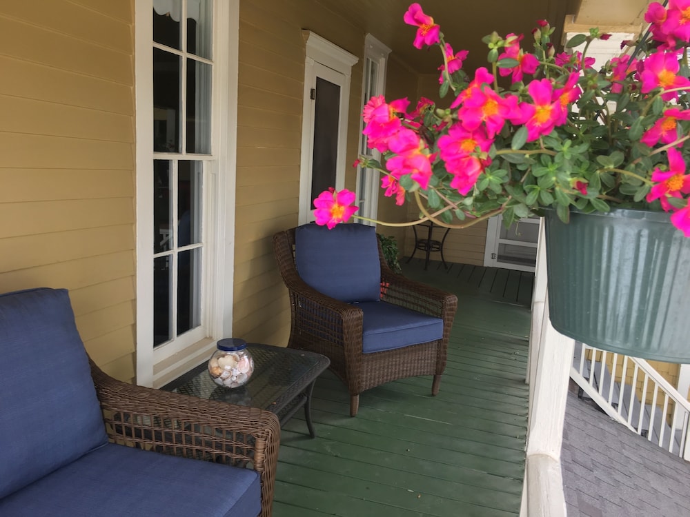Captain's House On The Lake