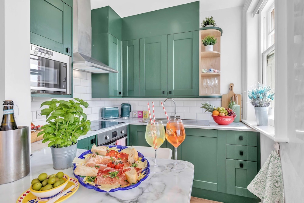 Slice of Brighton With Seaviews By My Getaways