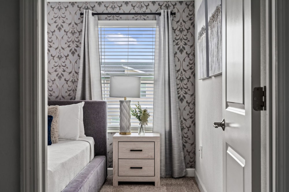 2605 Storey Lake Orlando Disney