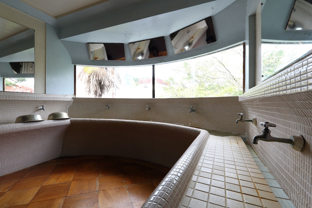 Livemax Resort Yuhigaura Kitu Onsen