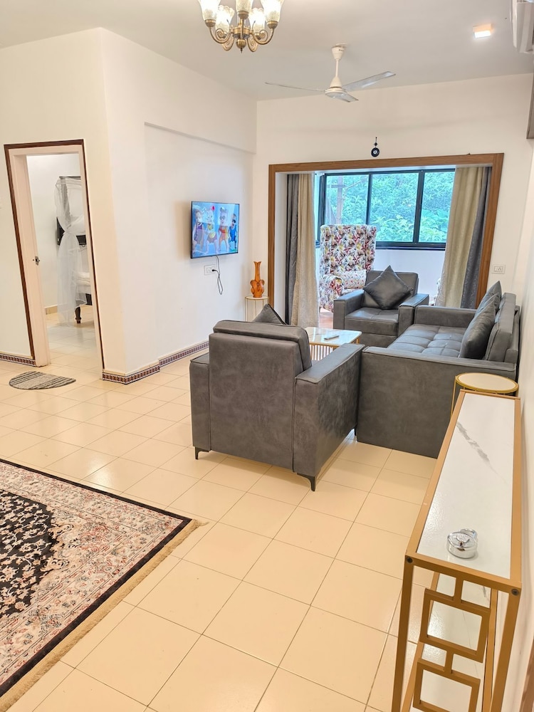 Osho Apartments