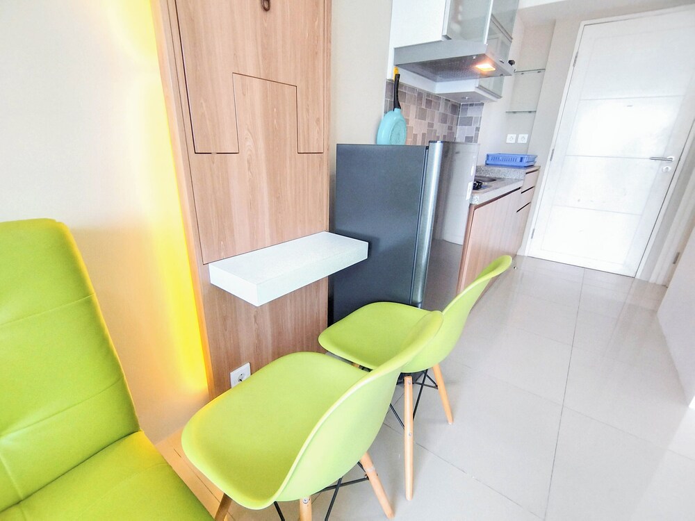 Modern And Cozy 2Br At Tanglin Supermall Mansion Apartment