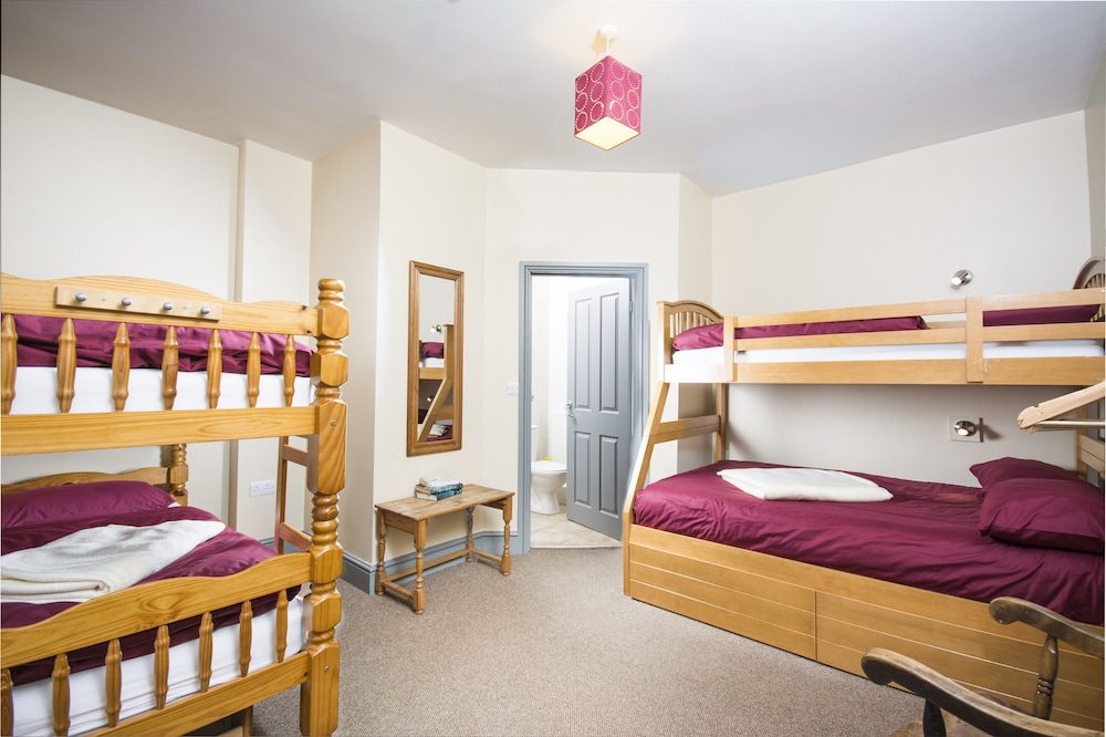 Llangollen Hostel view 3