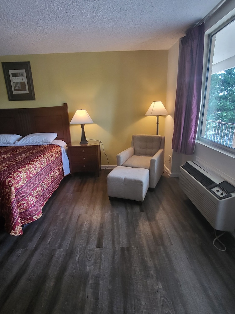 America's Inn