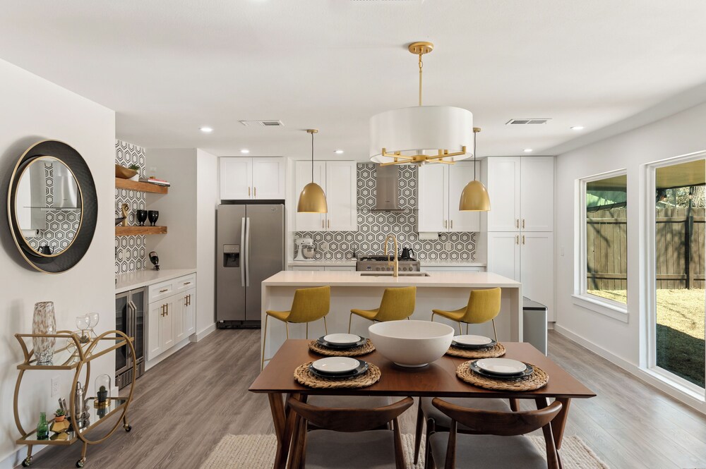5 Mi to UT: Home w/ Outdoor Entertainment Area!