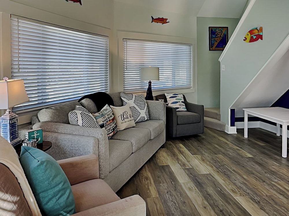 Sunday Villas Sunday Funday by Silver Sands Vacation Rentals