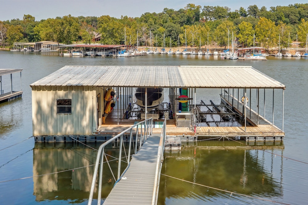 Dock + Views: Scenic Group Retreat on Grand Lake!