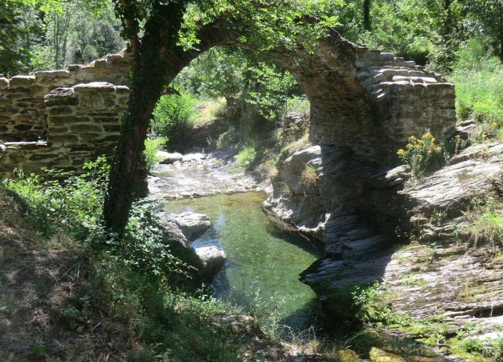 Seigneulles Garden Escape view 2