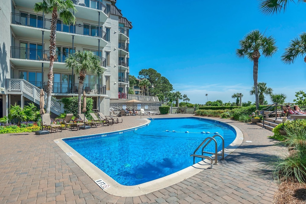 1924 South Beach Club at The Sea Pines Resort