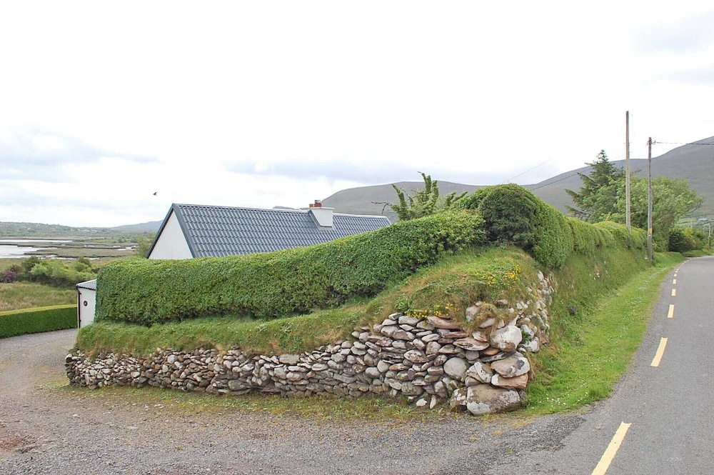 Glenbeigh Holiday Cottage - Tigin Mamo