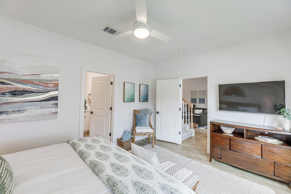Marble Falls Vacations - Pet-friendly Lake LBJ Retreat w/ Deck Hot Tub! - Property Image 23