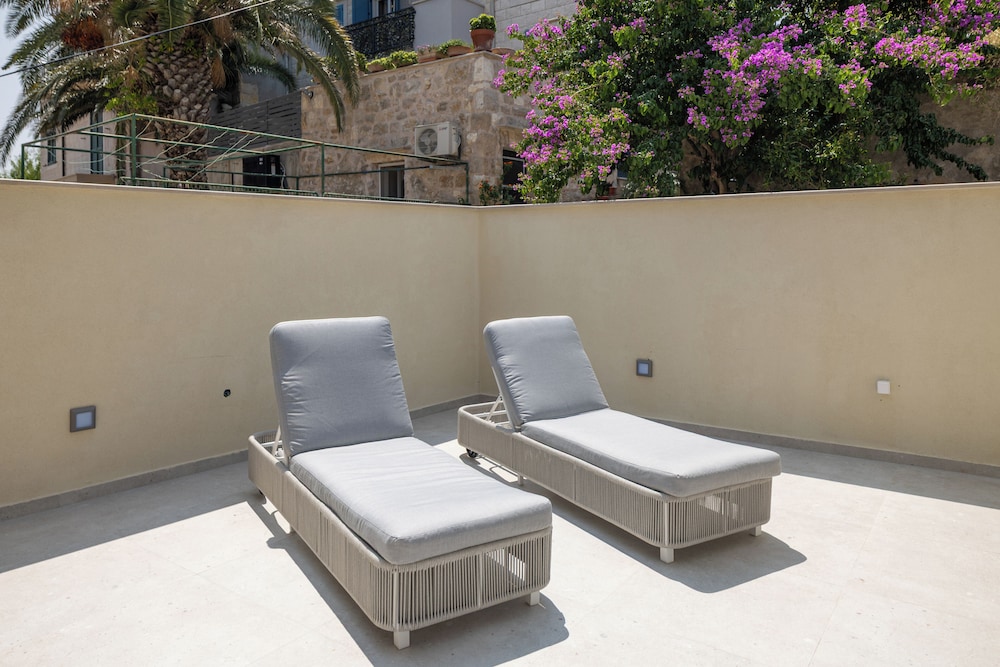 Villa Maja Aurelia in the Centre- Romantic studio apartment