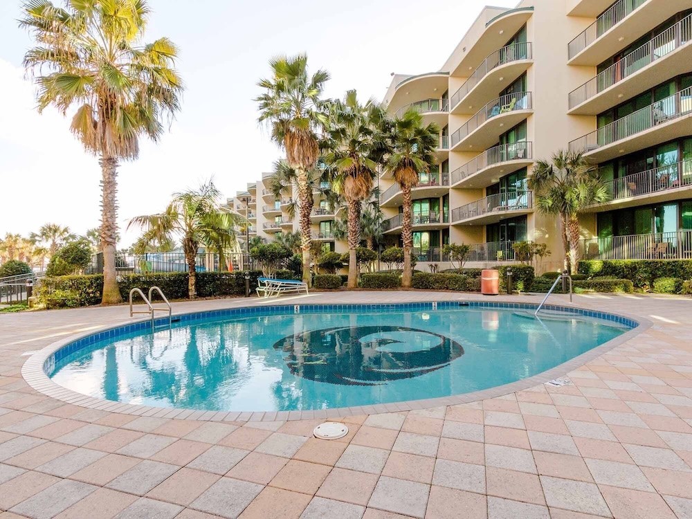 Phoenix on the Bay by Southern Vacation Rentals view 3