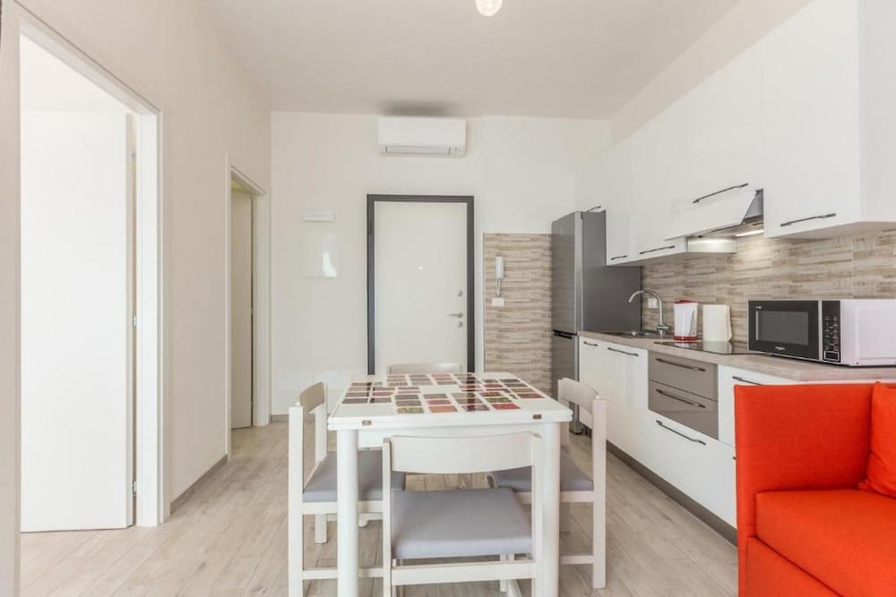 Serenity in Bologna With 1 Bedrooms and 1 Bathrooms view 5