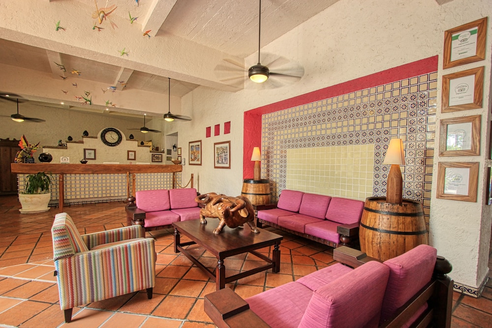 Huatulco Vacations - Hotel Villa Blanca Huatulco - Property Image 3