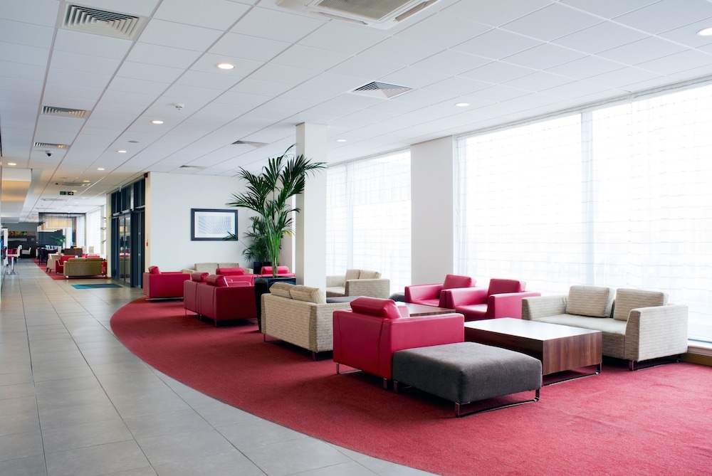 Rotherham Vacations - Holiday Inn Express Rotherham North, an IHG Hotel - Property Image 3