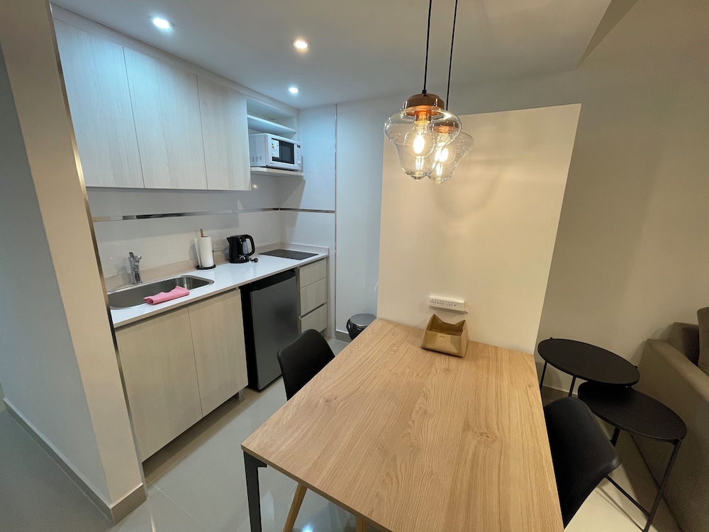 Ayres Suites Moreno