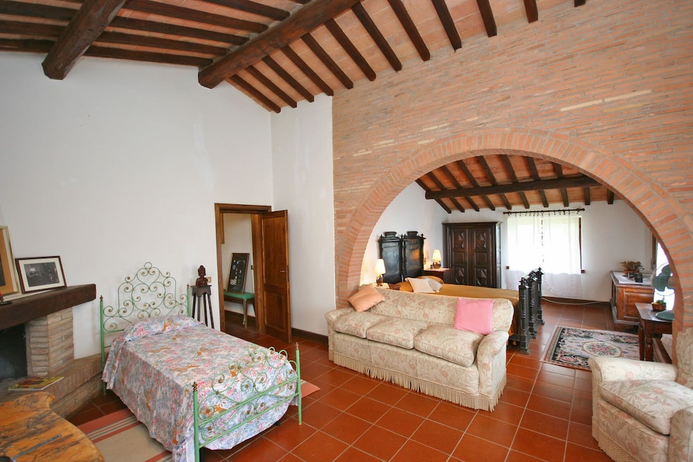 Casale Giulio