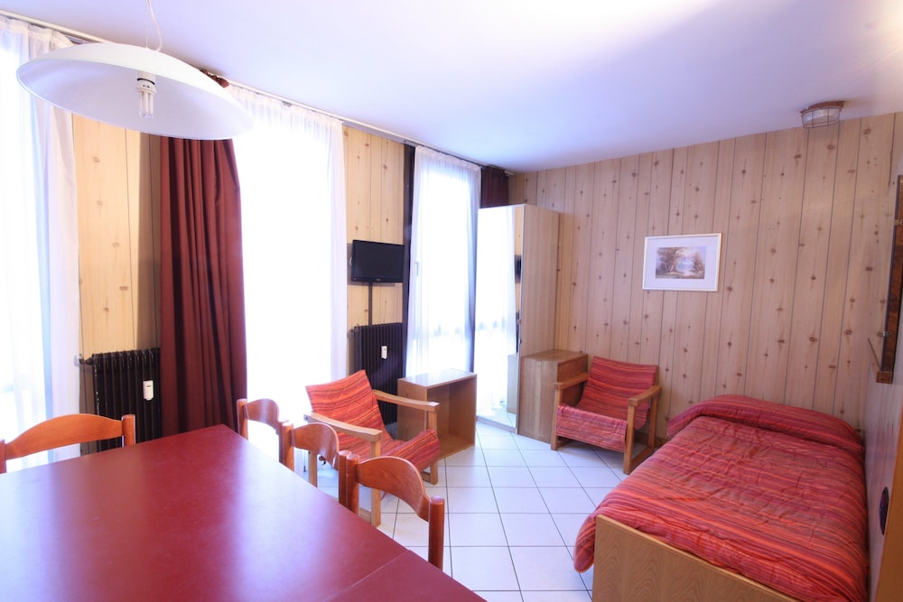 Residence Marilleva 900