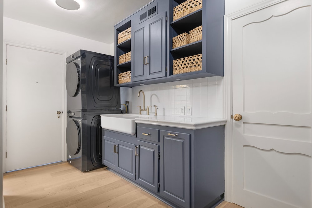 Beverly Tree House - Image 5