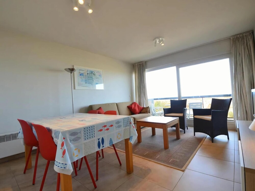 Apartment in Koksijde Near Sandy Beaches