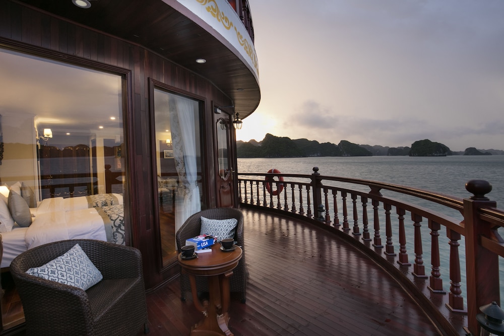 Emperor Cruises Legacy Halong