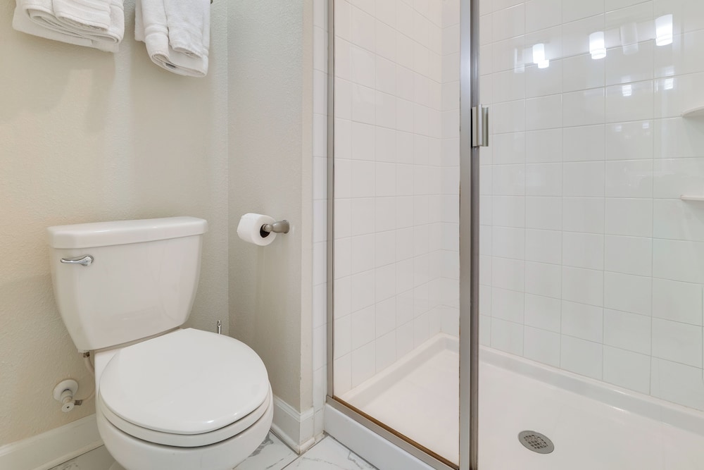 Pet Friendly! Townhome w/ Pool in Championsgate